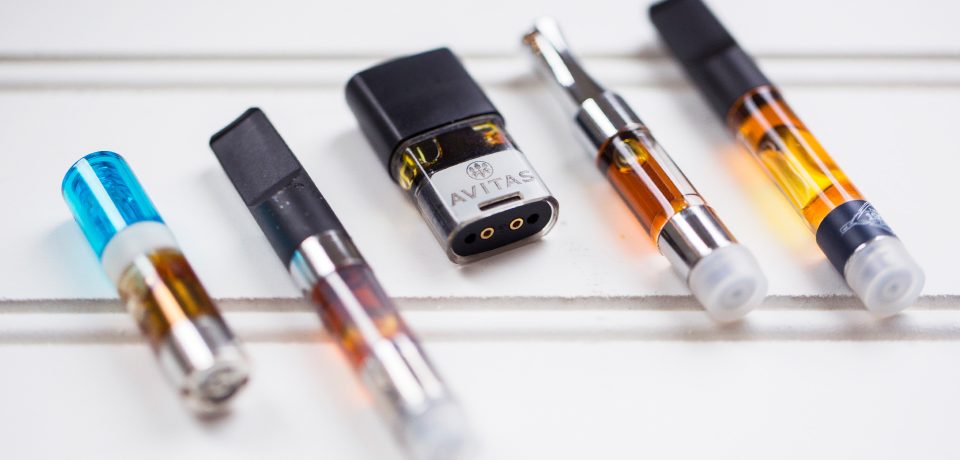 THCA Cartridges: A Healthier Alternative to Traditional Smoking